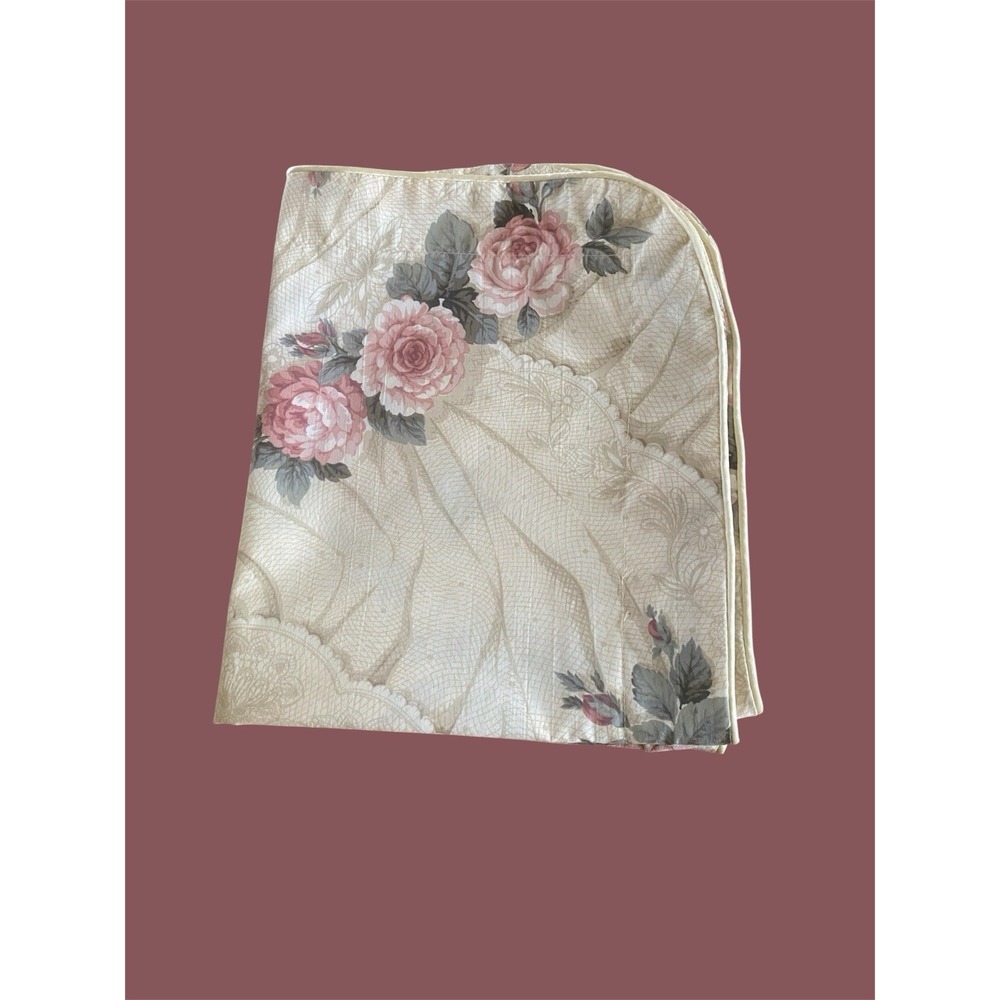 VTG JESSICA MCCLINTOCK 2 Pillowcases Floral Cottagecore Romantic French Country